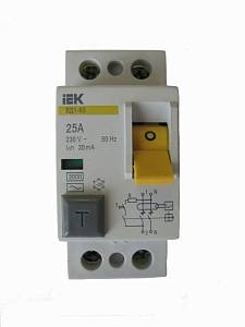 Выключатель дифференциальный (УЗО) ВД1-63 2п 25А 30мА тип AC MDV10-2-025-030 IEK